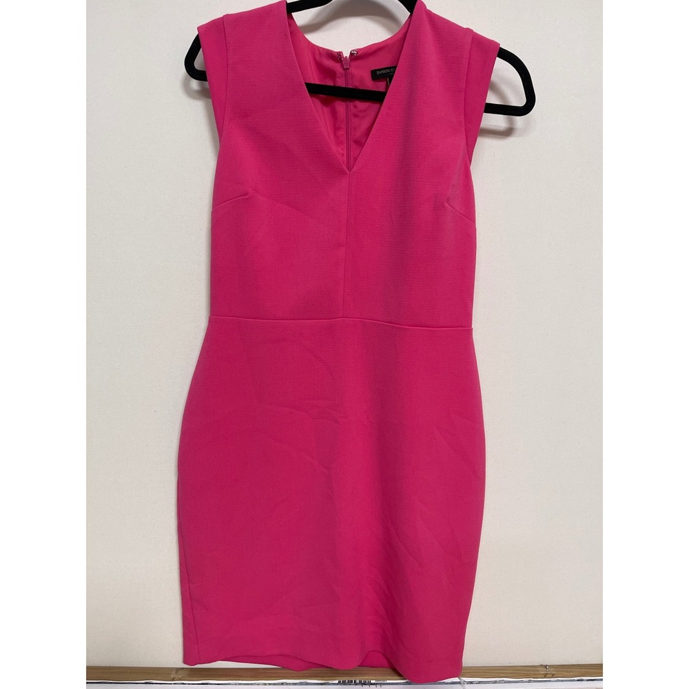 Banana Republic Pink V-Neck Sheath Dress Sleeveless Work Party Size 6